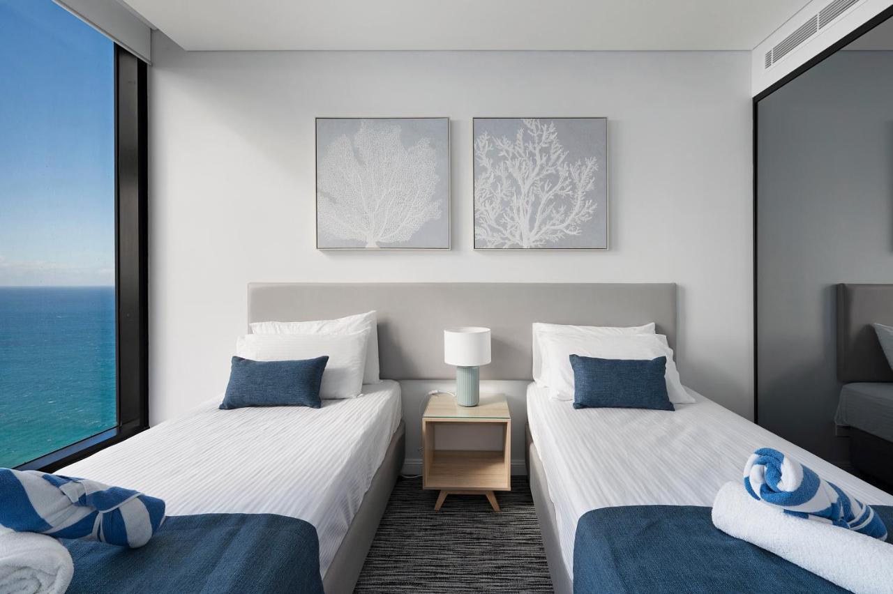 Sea View Beachfront Apartment In Surfers Gold Coast Exteriér fotografie