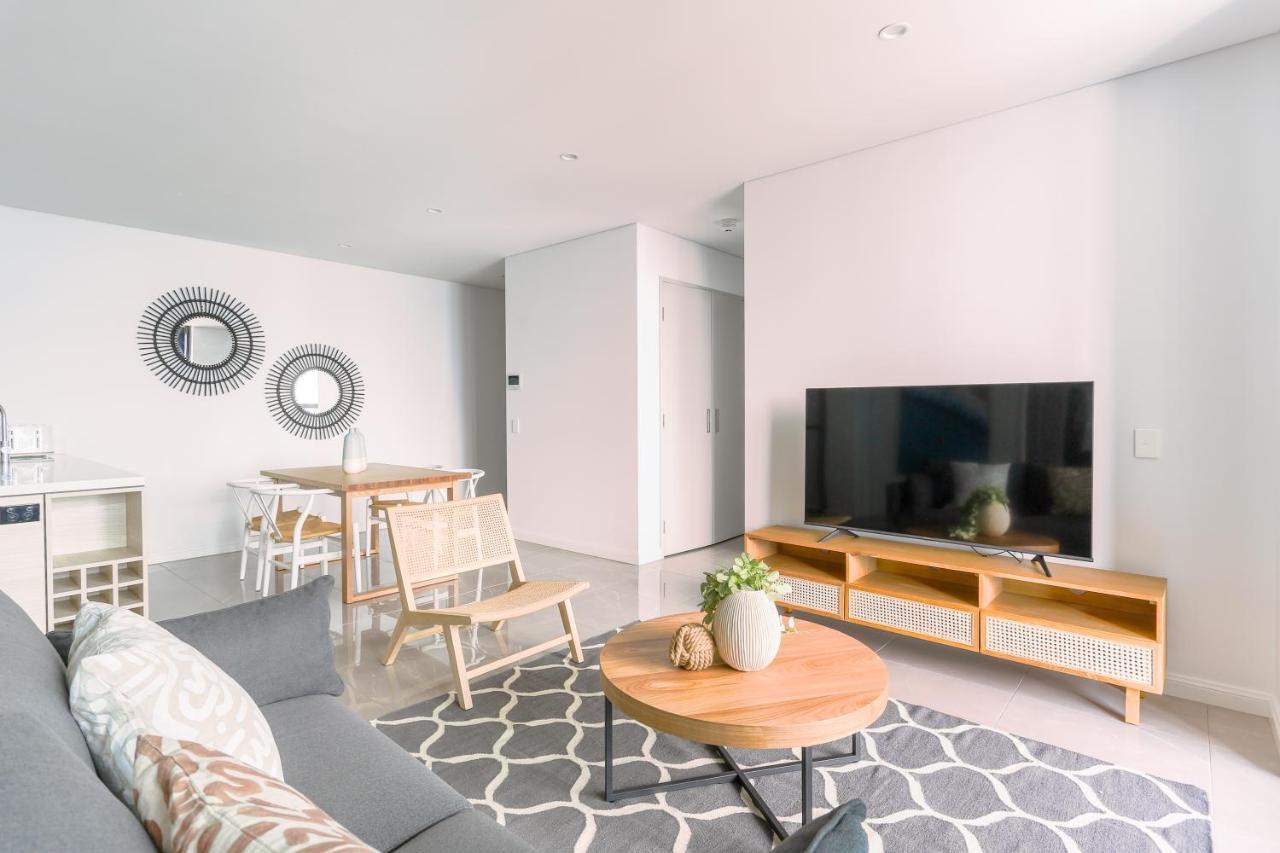 Sea View Beachfront Apartment In Surfers Gold Coast Exteriér fotografie
